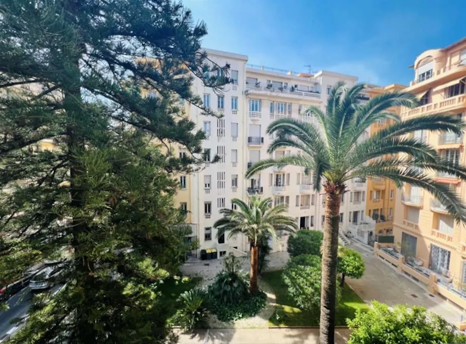 Daire Luxueux Appartement 115M2, 3 Chambres Centre Ville Avec Parking A 5 Min Plage -Climatisation Nice