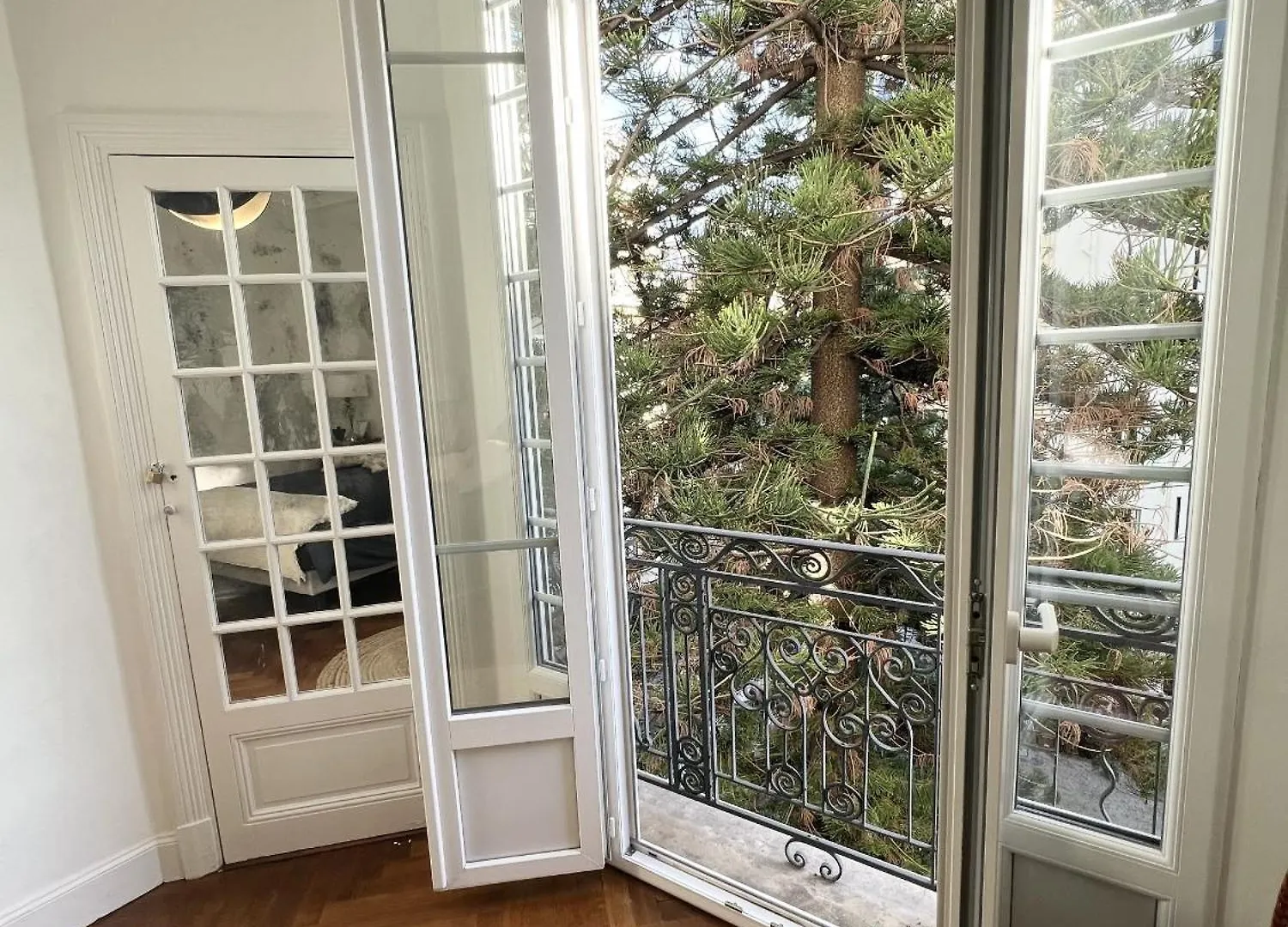 Daire Luxueux Appartement 115M2, 3 Chambres Centre Ville Avec Parking A 5 Min Plage -Climatisation Nice Fransa